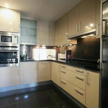 Bahia De La Plata 2- Luxury By The Sea Apartment Estepona